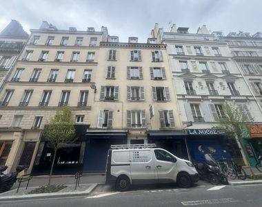 Rue pierre fontaine à Paris
