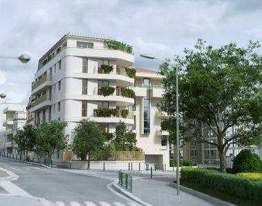 30 RUE MERLIN DE THIONVILLE à Suresnes